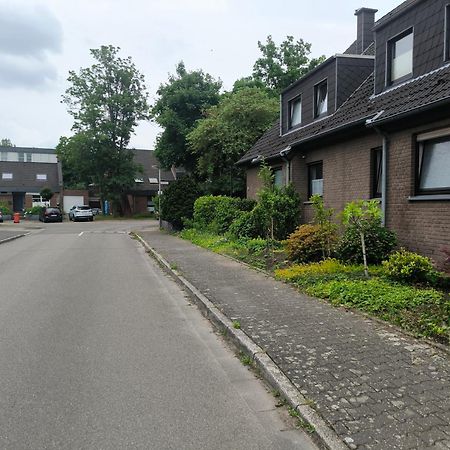 Moderne Wohnung In Ruhiger Lage Krefeld Dış mekan fotoğraf